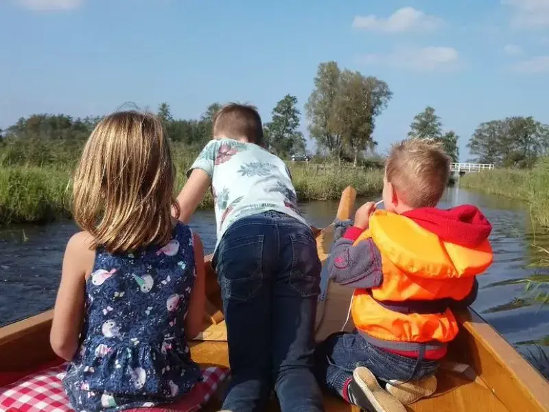 Punter de madera Giethoorn de lujo