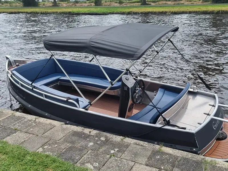 Sloep Giethoorn Sunroof